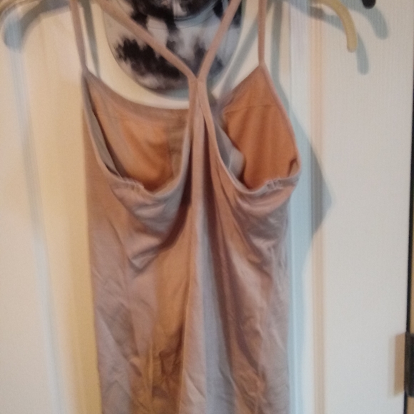 Rare Lululemon y tank - Picture 6 of 12